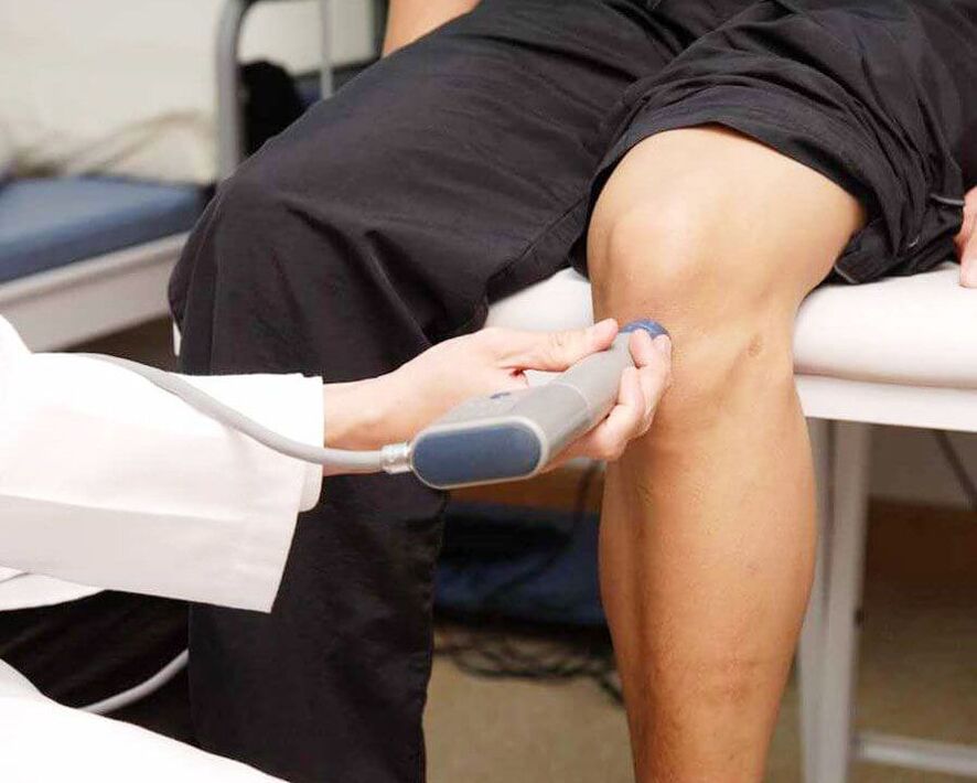 Échographie de l'articulation du genou pour diagnostiquer l'arthrose